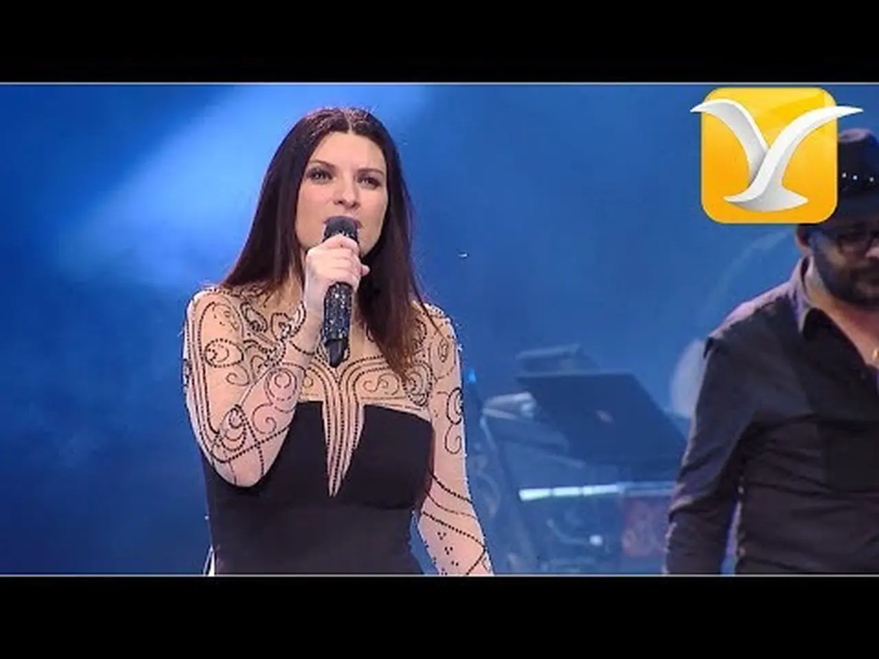 Laura Pausini - Víveme - Festival de Viña del Mar 2014 HD