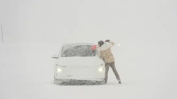 New Jersey Governor Provides a Briefing on the Impending Weather