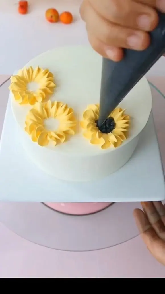  Hướng dương xinh đẹp 😍 #BanhMousseTraiCay #nhathuongbakery 