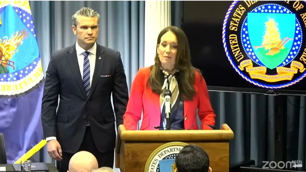 羅林斯和赫格賽斯合作實施「國家農業安全行動計畫」